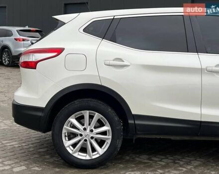 Білий Ніссан Кашкай, об'ємом двигуна 1.6 л та пробігом 216 тис. км за 16990 $, фото 9 на Automoto.ua