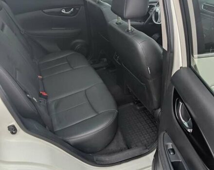 Белый Ниссан Кашкай, объемом двигателя 1.6 л и пробегом 132 тыс. км за 16500 $, фото 31 на Automoto.ua