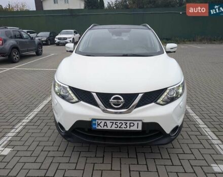 Белый Ниссан Кашкай, объемом двигателя 1.6 л и пробегом 132 тыс. км за 16500 $, фото 14 на Automoto.ua