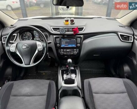 Белый Ниссан Кашкай, объемом двигателя 1.2 л и пробегом 158 тыс. км за 14990 $, фото 24 на Automoto.ua