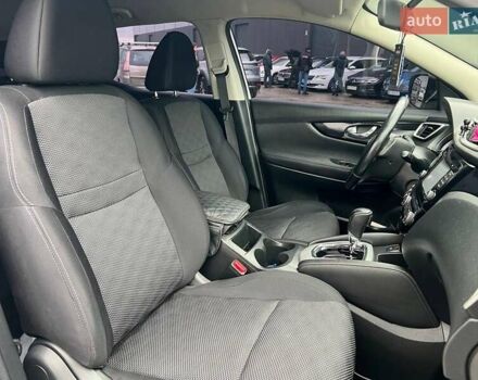 Білий Ніссан Кашкай, об'ємом двигуна 1.6 л та пробігом 216 тис. км за 16990 $, фото 38 на Automoto.ua