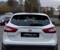 Белый Ниссан Кашкай, объемом двигателя 0 л и пробегом 68 тыс. км за 11650 $, фото 4 на Automoto.ua
