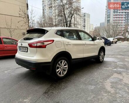 Білий Ніссан Кашкай, об'ємом двигуна 1.2 л та пробігом 85 тис. км за 15800 $, фото 5 на Automoto.ua