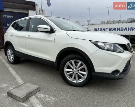 Белый Ниссан Кашкай, объемом двигателя 1.2 л и пробегом 48 тыс. км за 17700 $, фото 1 на Automoto.ua