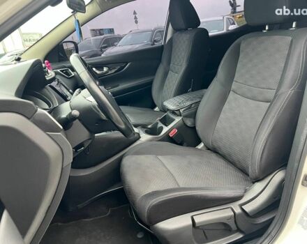 Білий Ніссан Кашкай, об'ємом двигуна 1.6 л та пробігом 216 тис. км за 16990 $, фото 17 на Automoto.ua