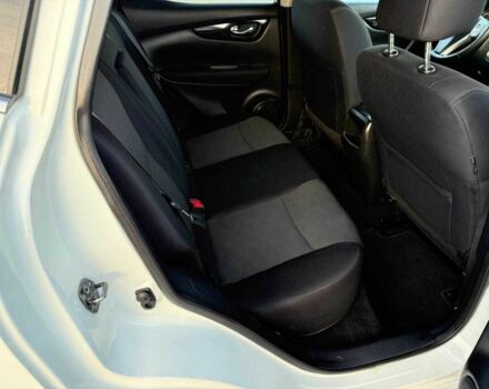 Белый Ниссан Кашкай, объемом двигателя 1.5 л и пробегом 213 тыс. км за 15900 $, фото 13 на Automoto.ua