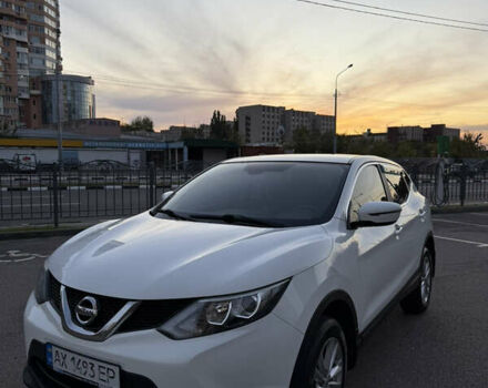 Белый Ниссан Кашкай, объемом двигателя 2 л и пробегом 148 тыс. км за 15000 $, фото 2 на Automoto.ua