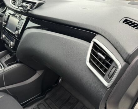 Білий Ніссан Кашкай, об'ємом двигуна 1.2 л та пробігом 92 тис. км за 11500 $, фото 13 на Automoto.ua