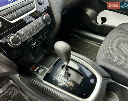 Білий Ніссан Кашкай, об'ємом двигуна 1.2 л та пробігом 56 тис. км за 14777 $, фото 23 на Automoto.ua