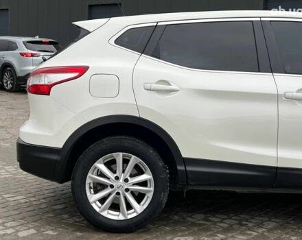 Білий Ніссан Кашкай, об'ємом двигуна 1.6 л та пробігом 216 тис. км за 16990 $, фото 9 на Automoto.ua