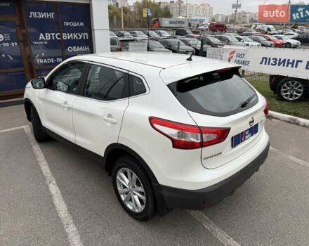 Белый Ниссан Кашкай, объемом двигателя 1.2 л и пробегом 48 тыс. км за 17700 $, фото 6 на Automoto.ua