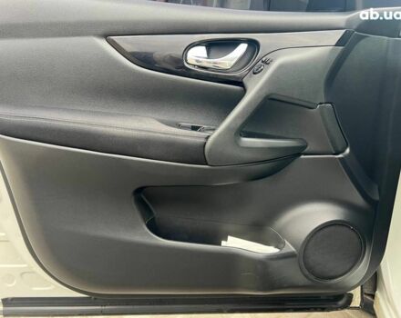 Білий Ніссан Кашкай, об'ємом двигуна 1.6 л та пробігом 216 тис. км за 16990 $, фото 14 на Automoto.ua