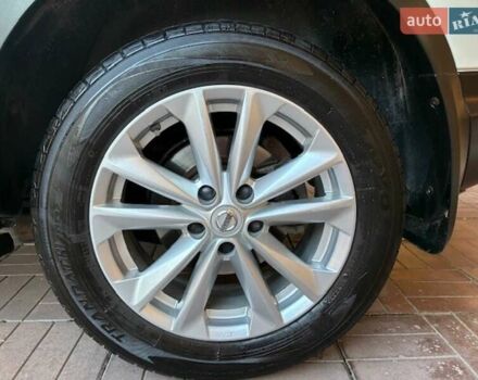 Белый Ниссан Кашкай, объемом двигателя 1.2 л и пробегом 102 тыс. км за 13500 $, фото 12 на Automoto.ua