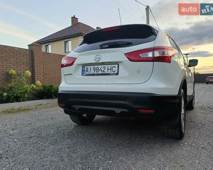 Білий Ніссан Кашкай, об'ємом двигуна 1.2 л та пробігом 82 тис. км за 13500 $, фото 8 на Automoto.ua
