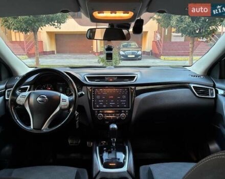 Белый Ниссан Кашкай, объемом двигателя 1.2 л и пробегом 102 тыс. км за 13500 $, фото 9 на Automoto.ua