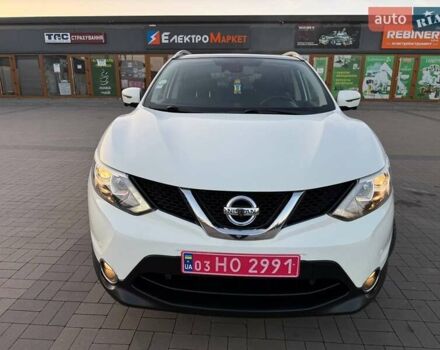 Белый Ниссан Кашкай, объемом двигателя 1.5 л и пробегом 213 тыс. км за 15900 $, фото 3 на Automoto.ua