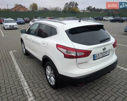 Белый Ниссан Кашкай, объемом двигателя 1.6 л и пробегом 132 тыс. км за 16500 $, фото 6 на Automoto.ua