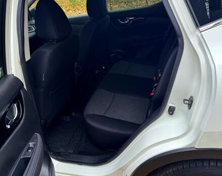 Білий Ніссан Кашкай, об'ємом двигуна 1.6 л та пробігом 137 тис. км за 15200 $, фото 9 на Automoto.ua