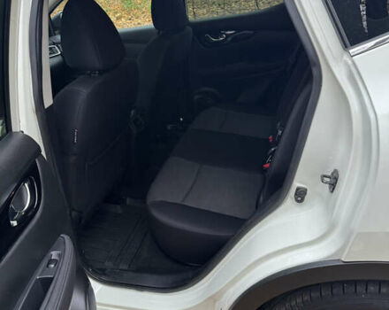 Білий Ніссан Кашкай, об'ємом двигуна 1.6 л та пробігом 137 тис. км за 14900 $, фото 16 на Automoto.ua