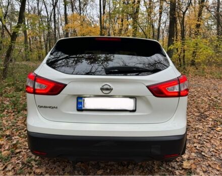 Білий Ніссан Кашкай, об'ємом двигуна 1.6 л та пробігом 137 тис. км за 14900 $, фото 3 на Automoto.ua