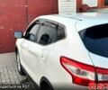 Белый Ниссан Кашкай, объемом двигателя 1.2 л и пробегом 171 тыс. км за 15000 $, фото 2 на Automoto.ua
