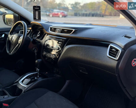 Белый Ниссан Кашкай, объемом двигателя 1.2 л и пробегом 150 тыс. км за 11700 $, фото 12 на Automoto.ua