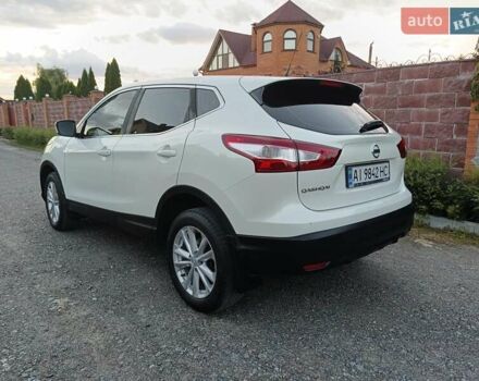 Білий Ніссан Кашкай, об'ємом двигуна 1.2 л та пробігом 82 тис. км за 13500 $, фото 1 на Automoto.ua