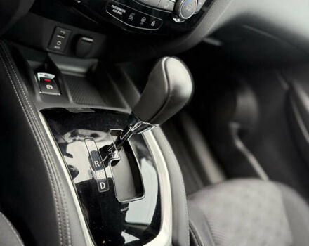 Белый Ниссан Кашкай, объемом двигателя 1.2 л и пробегом 48 тыс. км за 17700 $, фото 29 на Automoto.ua