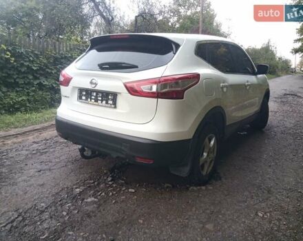 Ниссан Кашкай 2017 в Коломые на Automoto.ua Белый Ниссан Кашкай, объемом двигателя 1.2 л и пробегом 133 тыс. км за 13500 $, фото 4 на Automoto.ua