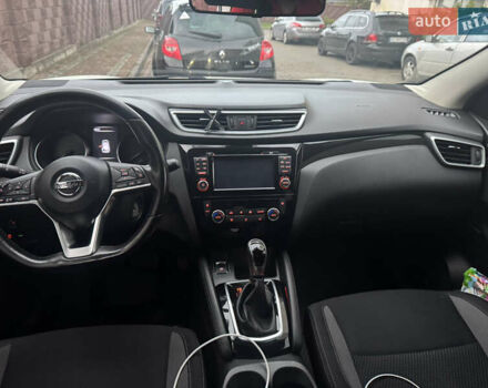 Білий Ніссан Кашкай, об'ємом двигуна 1.6 л та пробігом 204 тис. км за 16999 $, фото 10 на Automoto.ua