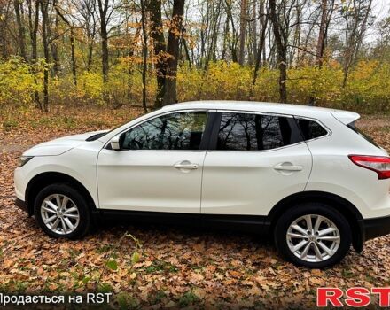 Білий Ніссан Кашкай, об'ємом двигуна 1.6 л та пробігом 137 тис. км за 15200 $, фото 5 на Automoto.ua
