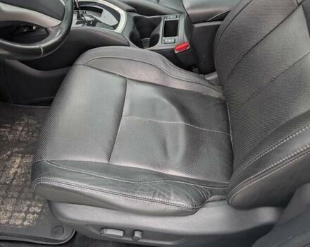 Белый Ниссан Кашкай, объемом двигателя 1.6 л и пробегом 132 тыс. км за 16500 $, фото 17 на Automoto.ua