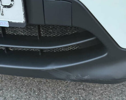 Белый Ниссан Кашкай, объемом двигателя 2 л и пробегом 148 тыс. км за 15000 $, фото 9 на Automoto.ua