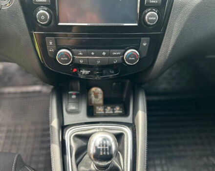 Белый Ниссан Кашкай, объемом двигателя 1.6 л и пробегом 123 тыс. км за 18200 $, фото 26 на Automoto.ua