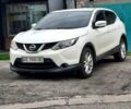 Білий Ніссан Кашкай, об'ємом двигуна 1.2 л та пробігом 171 тис. км за 15000 $, фото 4 на Automoto.ua