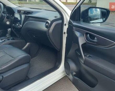 Белый Ниссан Кашкай, объемом двигателя 2 л и пробегом 53 тыс. км за 15250 $, фото 22 на Automoto.ua