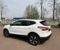 Белый Ниссан Кашкай, объемом двигателя 1.5 л и пробегом 178 тыс. км за 11500 $, фото 4 на Automoto.ua