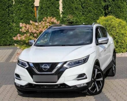 Белый Ниссан Кашкай, объемом двигателя 1.2 л и пробегом 99 тыс. км за 9200 $, фото 2 на Automoto.ua