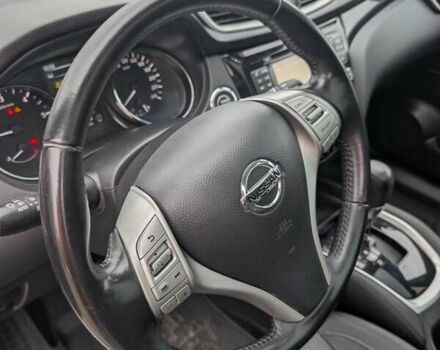 Белый Ниссан Кашкай, объемом двигателя 1.6 л и пробегом 132 тыс. км за 16500 $, фото 18 на Automoto.ua