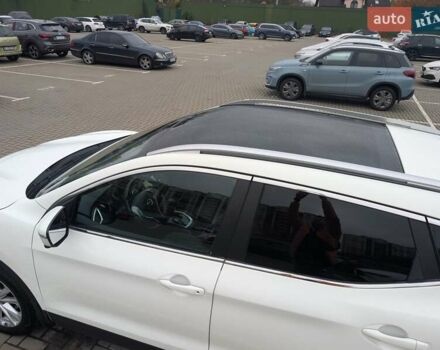 Белый Ниссан Кашкай, объемом двигателя 1.6 л и пробегом 132 тыс. км за 16500 $, фото 8 на Automoto.ua