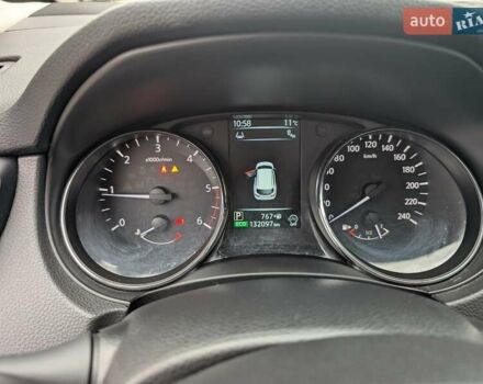 Белый Ниссан Кашкай, объемом двигателя 1.6 л и пробегом 132 тыс. км за 16500 $, фото 19 на Automoto.ua