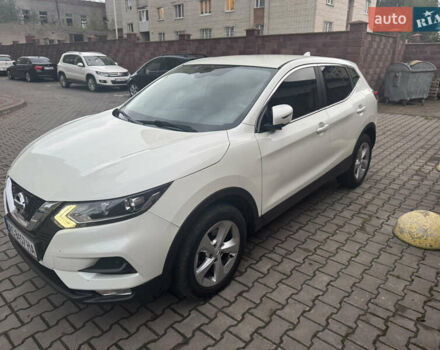 Білий Ніссан Кашкай, об'ємом двигуна 1.6 л та пробігом 204 тис. км за 16999 $, фото 4 на Automoto.ua