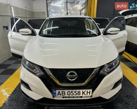 Белый Ниссан Кашкай, объемом двигателя 1.6 л и пробегом 103 тыс. км за 15499 $, фото 16 на Automoto.ua