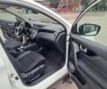 Белый Ниссан Кашкай, объемом двигателя 1.2 л и пробегом 104 тыс. км за 15200 $, фото 12 на Automoto.ua