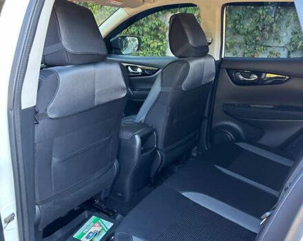 Белый Ниссан Кашкай, объемом двигателя 1.2 л и пробегом 87 тыс. км за 16200 $, фото 23 на Automoto.ua