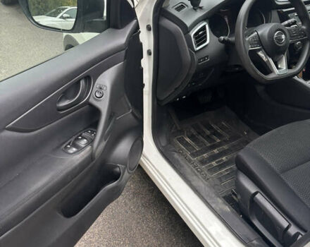 Белый Ниссан Кашкай, объемом двигателя 1.2 л и пробегом 82 тыс. км за 14300 $, фото 11 на Automoto.ua