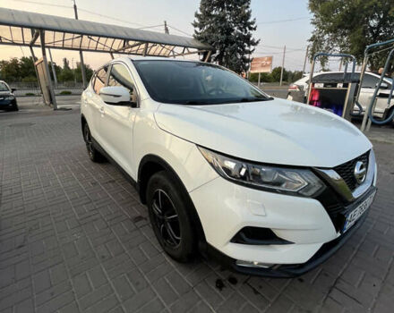 Белый Ниссан Кашкай, объемом двигателя 1.2 л и пробегом 157 тыс. км за 12500 $, фото 3 на Automoto.ua