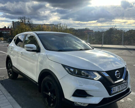 Белый Ниссан Кашкай, объемом двигателя 1.2 л и пробегом 99 тыс. км за 16490 $, фото 1 на Automoto.ua