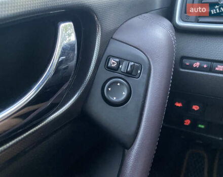 Белый Ниссан Кашкай, объемом двигателя 1.6 л и пробегом 92 тыс. км за 19950 $, фото 32 на Automoto.ua