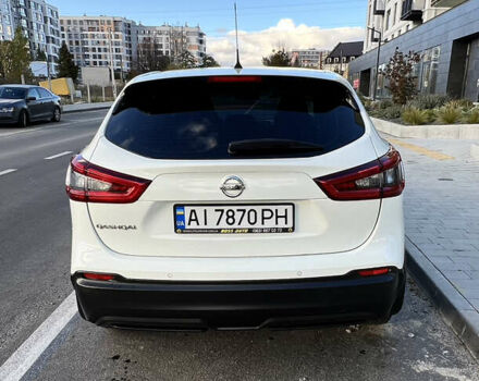 Белый Ниссан Кашкай, объемом двигателя 1.2 л и пробегом 99 тыс. км за 16490 $, фото 3 на Automoto.ua